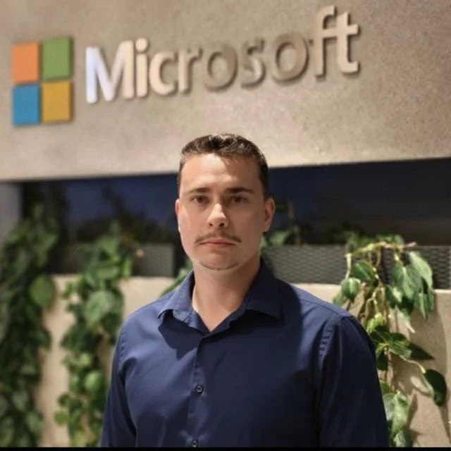 Felipe Chessa em uma visita à Microsoft